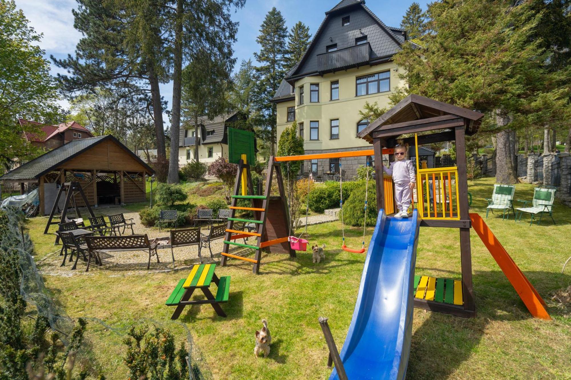 Willa Hanka Noclegi Ze Sniadaniami Szklarska Poreba Luaran gambar